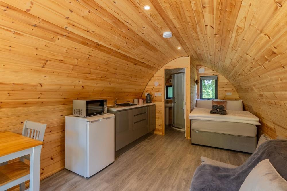 Mount Hillary Holiday Pods Cork Exterior photo